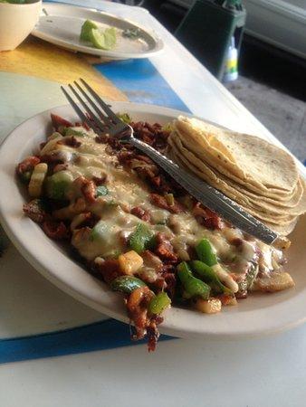 Taqueria Los Pericos